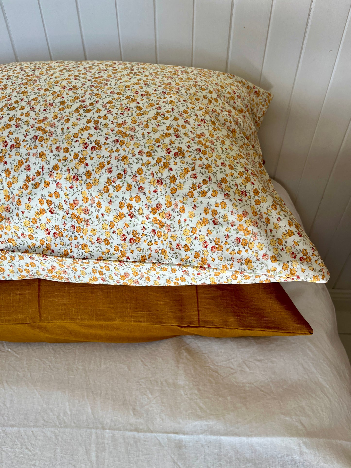 Standard Cotton Pillowcase Set