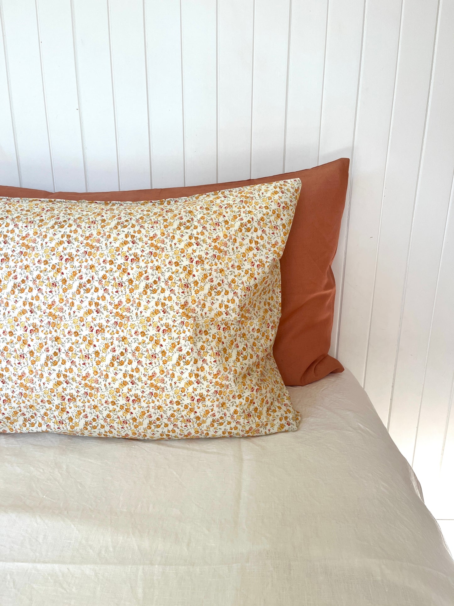 Standard Cotton and Linen Pillowcase Set