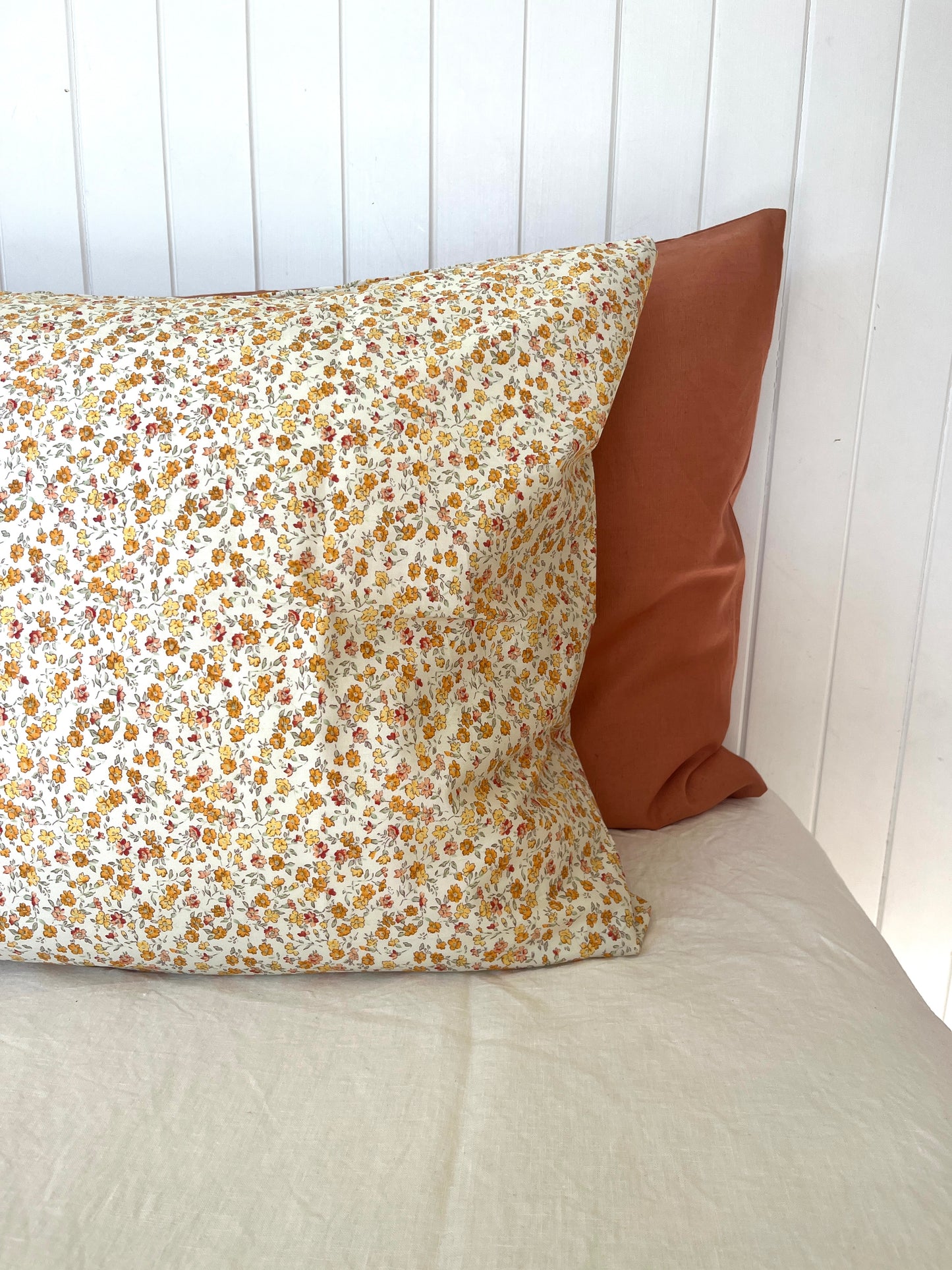 Standard Cotton and Linen Pillowcase Set