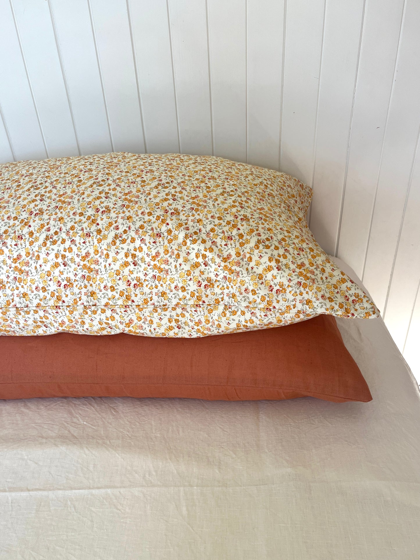 Standard Cotton and Linen Pillowcase Set